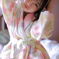 大胸女友爱撒娇 口述:女朋友喜欢在我怀里撒娇 一撒娇起来真让人受不了