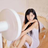 厨房偷干朋友老婆 把老婆送给领导睡 老婆偷人后回来让我舔图