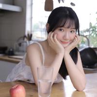 和妖媚美少妇在床上疯狂纠缠