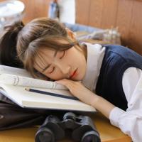 宝贝你好甜 可那夜你与黑人那狂野热吻却伤透我的心