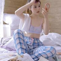 和男朋友车震什么感觉 老公喂不饱和别的女人玩车震