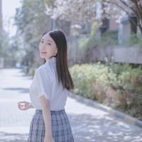 男友和妹妹乱欲成欢 趁我睡着在客厅沙发上啪啪啪缠绵