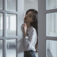 漂亮老婆从不做家务 还抱怨自己没嫁好