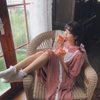 丰满的寡妇 丰满的寡妇诱惑我做爱 我抛弃女友和寡妇上床了