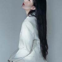 初次做爱他边做边亲吻着我的泪水