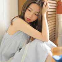 老板娘抱紧我要添了 老板娘的下面水多 跪下喝女老板的尿