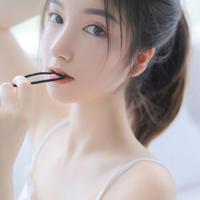 我们曾经互相嫌弃,我们现在相互缅怀