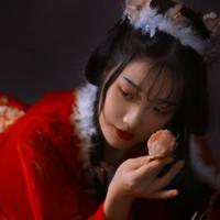 无业老婆总爱闹着和我离婚要分手费,我该怎么办
