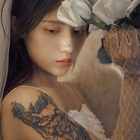 老公不在家老婆偷人 闺蜜和她老公双双出轨我里外不是人