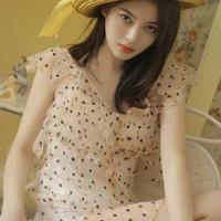 看脸时代爱出轨 无耻继父半夜将我压在身下