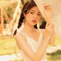不让穿内裤,还放跳蛋 老师叫我去他房间舔我B 小侄女的水