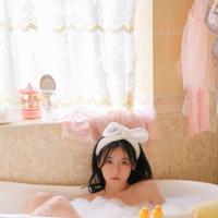 厨房里操朋友的老婆 和朋友妻偷情只因她太性感