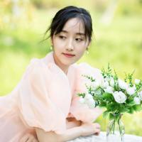 憨男人没房没车，我却跟定他了