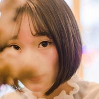 男主塞在女主下面睡觉 哥哥解开我的背带裙 哥哥用力啊!嗯嗯