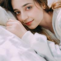 我的拜金女友 为嫁豪门她甘愿夜夜给我在她胯下疯狂输出