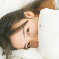 青梅从小就被竹马吃了豆腐 长大后竹马拒绝履行承诺
