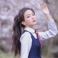 变态老公偷妹妹丝袜穿在身上性事