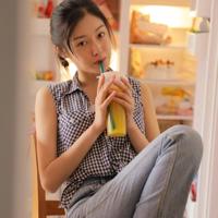 儿子用下面顶单亲妈妈 那一夜妈妈没有拒绝我 母亲用身体奖励儿子