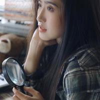 爸爸妈妈在卧室啪教程 看到爸爸骑在妈妈身上
