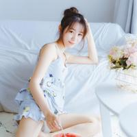 我在厨房把后妈 我的26岁后妈 巨大挺进她体内操我