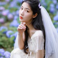 二十五六岁,似乎青春正当时