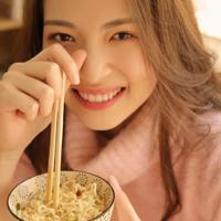 新婚夜 老公竟和婆婆滚床单