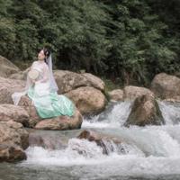 小妖精舔我含深点才有乐趣 口述两个女人和一个男人孽缘情事