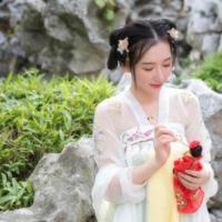 相亲的在一起没一个月,就分了,之后我一直想重新和好?