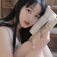 叹一声人生苦短，歌一曲情深缘浅。