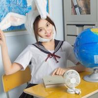地铁男狂吃豆腐,图片 公车地铁上女孩被揩油瞬间