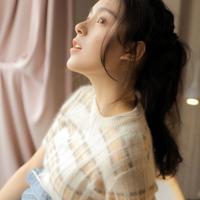 骑坐在男友腿上接吻 异地恋见面就是滚床单 闺蜜的男人睡过我