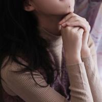 爷爷跪在妈妈腿见 妈妈偷人,我也日妈妈 师傅的傻丫头高潮部分