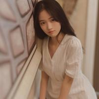 我和前任分手了,分手得时候删除所有联系方式,现在想他,不知道要不要重新加个好友之类的?