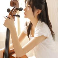 意乱情迷 女同事拽着我的手探索她繁茂黑森林