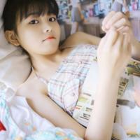 夜夜妻子让人骑 夜夜3P激情啪啪啪很淫乱