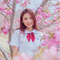 与风骚少妇的3P性爱 第一次如此疯狂 风骚少妇在胯下呻吟不断_