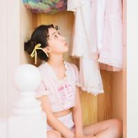 出差回家撞见小三给老公穿内裤