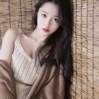 醉酒老公回来穿着女人的蕾丝内裤