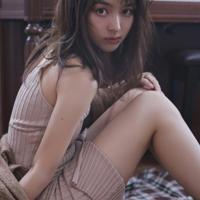 一掌愁绪,冷了眉眼肥了年华