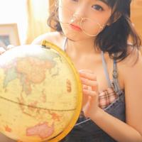 跟男朋友出去玩住宾馆 却不安分很想跟我啪啪啪