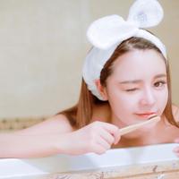 坚持是个贬义词