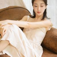 爱上风流老师 无人沙滩上他将我湿润的花道填充满