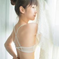 一个女孩的爱情 是伟大还是傻