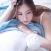 女朋友不肯分手一直以死相逼不分手，也不想好好的，整天想拖累我，但是我们真的不合适，怎麼样才能分手？