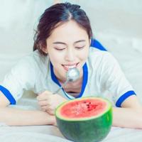 校长调教性奴高中女生,这个高中女生被我调教了