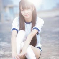喜不喜欢我这样顶着你 小女友总喜欢趴在我身上