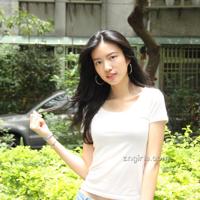 我和姐姐妹妹干 帮妹妹吸奶 妹妹给我含下照片