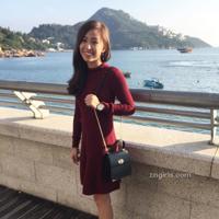 老公厕所偷窥我妈洗澡,偷拍女厕所视频被我发现