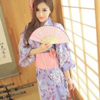 半夜看闺蜜和男朋友做 口述:闺蜜勾引老公 被他压在洗手台从后面用力