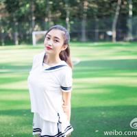 我同桌返学让我去他家 我的同桌是校花 裙子 摸